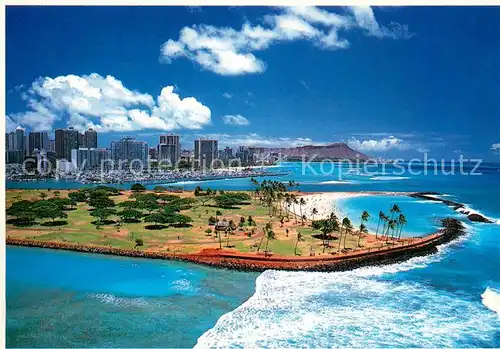 AK / Ansichtskarte Honolulu Waikiki and Magic Island with Diamond Head 