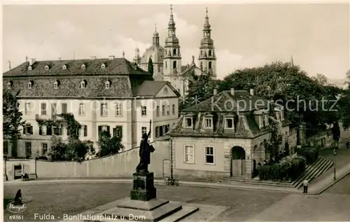 AK / Ansichtskarte Fulda Bonifatiusplatz und Dom Fulda