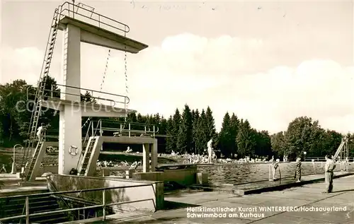 AK / Ansichtskarte Winterberg_Hochsauerland Schwimmbad am Kurhaus Winterberg_Hochsauerland