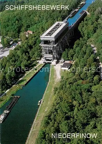 AK / Ansichtskarte Niederfinow Schiffshebewerk Niederfinow