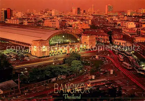 AK / Ansichtskarte Bangkok Bird eye view of the main railway station Hua Lum Pong City Center at night Bangkok