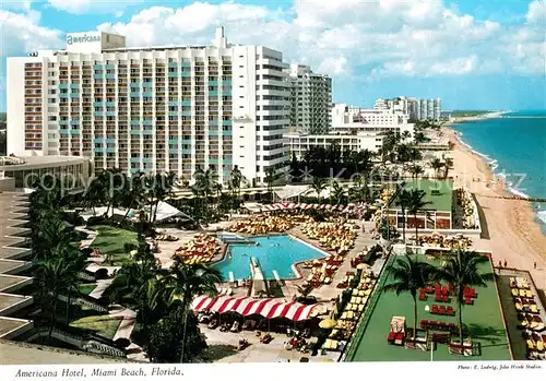 AK / Ansichtskarte Miami_Beach Americana Hotel Swimming Pool Beach Atlantic Ocean 