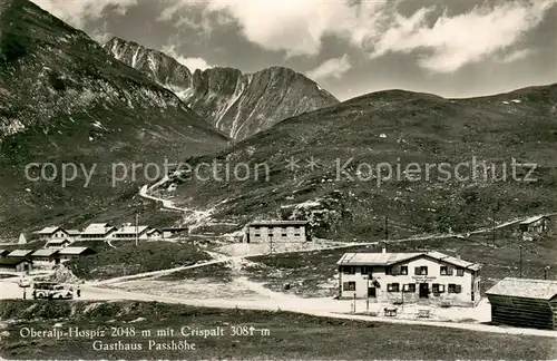 AK / Ansichtskarte Oberalppass Oberalp Hospiz mit Crispalt Gasthaus Passhoehe Oberalppass