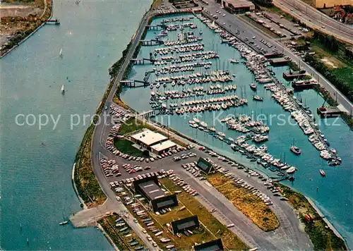 AK / Ansichtskarte Nieuwpoort Vue aerienne Port de plaisance Nieuwpoort