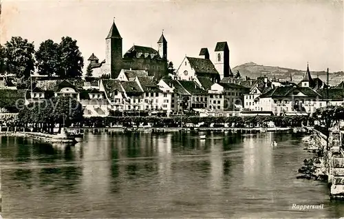 AK / Ansichtskarte Rapperswil_ Jona_SG Uferpartie am Zuerichsee Blick zum Schloss 
