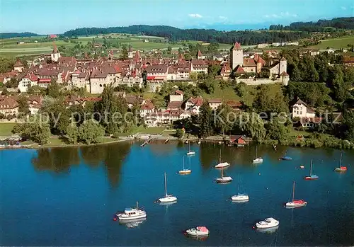 AK / Ansichtskarte Murten_Morat See und Stadt Fliegeraufnahme Murten Morat