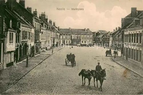 AK / Ansichtskarte Nesle_Somme Marktplatz Nesle_Somme