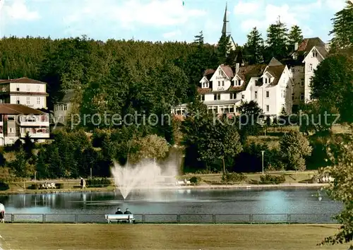 AK / Ansichtskarte Hahnenklee Bockswiese_Harz Hotel Pension Viktoria Luise Parkanlagen Teich Fontaene Hahnenklee Bockswiese