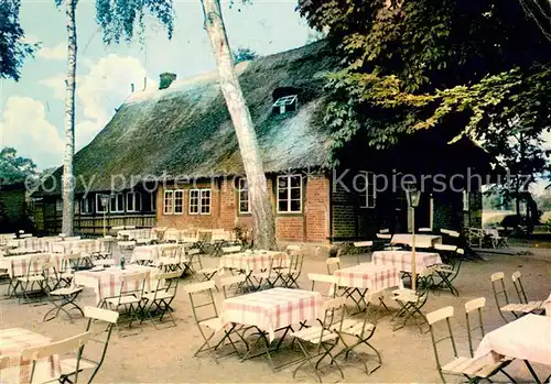 AK / Ansichtskarte Ploen_See Niedersaechsisches Bauernhaus Ausflugsgaststaette Gartenterrasse Seenlandschaft Holsteinische Schweiz Ploen_See