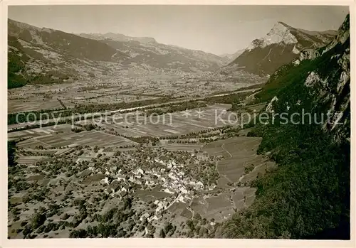 AK / Ansichtskarte Flaesch_GR mit Rhein und Gonzen Flaesch_GR