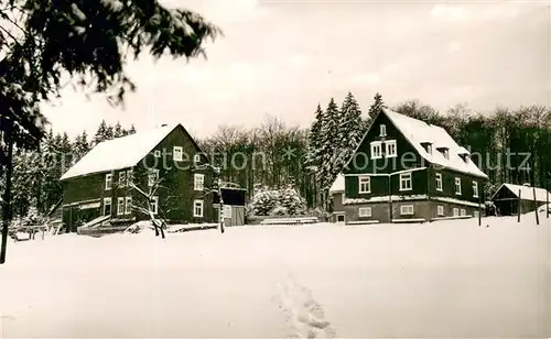 AK / Ansichtskarte Latzbruch Jugendherberge im Schnee Latzbruch