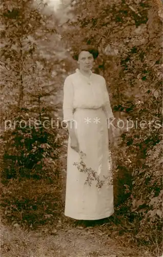 AK / Ansichtskarte Schledehausen_Bissendorf Frauenfoto 