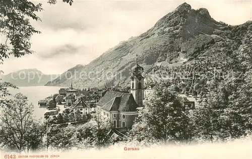 AK / Ansichtskarte Gersau_Vierwaldstaettersee Ortsansicht mit Kirche Gersau_Vierwaldstaettersee