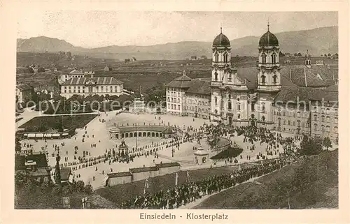 AK / Ansichtskarte Einsiedeln_SZ Klosterplatz und Kloster Einsiedeln SZ