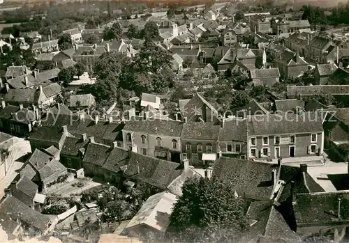 AK / Ansichtskarte Breil sur Merize_Le Fliegeraufnahme Le centre du Bourg Breil sur Merize_Le