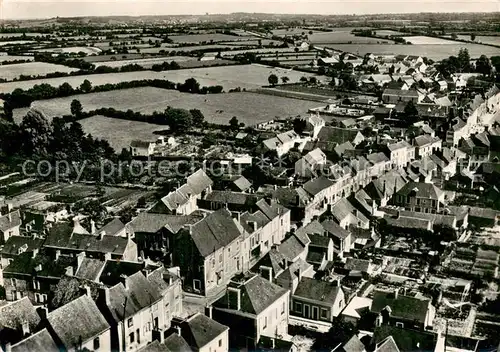 AK / Ansichtskarte Conlie Fliegeraufnahme Grande Rue Conlie