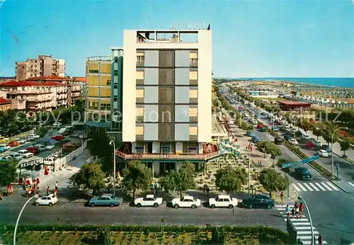 AK / Ansichtskarte Sottomarina Uferstrasse und Strand Sottomarina