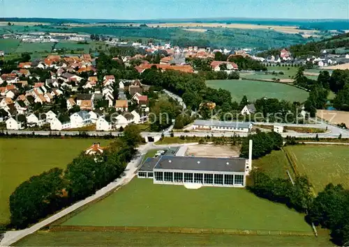 AK / Ansichtskarte Willebadessen Fliegeraufnahme mit Hallenbad Willebadessen