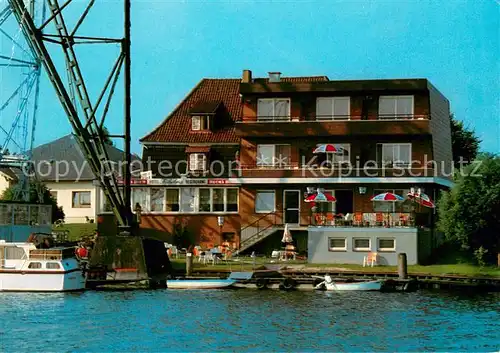 AK / Ansichtskarte Osten_Oste Hotel Restaurant Faehrkrug Aussenansicht m. Anlegestelle Osten_Oste