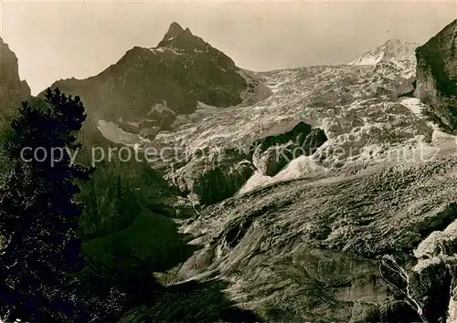 AK / Ansichtskarte Meiringen_BE Rosenlaui Schwarzwaldalp mit Rosenlauigletscher Berner Alpen Meiringen BE
