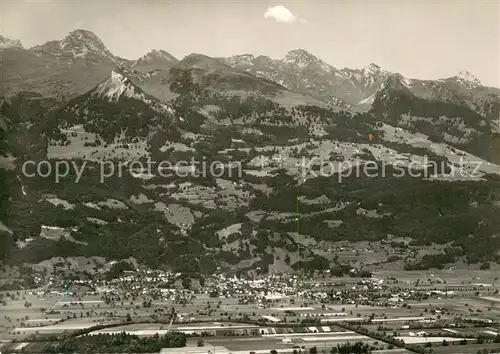 AK / Ansichtskarte Sevelen_Werdenberg mit Sevelerberg und Alvier Sevelen_Werdenberg