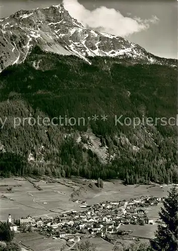 AK / Ansichtskarte Andeer_GR mit Piz La Tschera Alpen Andeer_GR