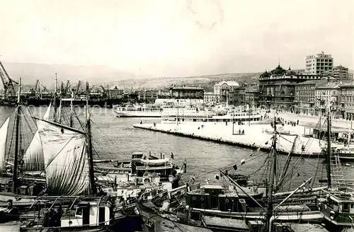 AK / Ansichtskarte Rijeka_Fiume Hafenpartie Rijeka Fiume