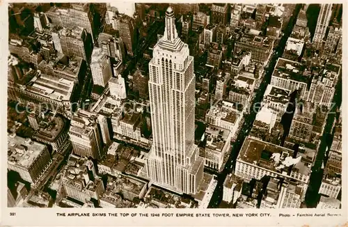 AK / Ansichtskarte New_York_City Empire State Tower Aerial view New_York_City