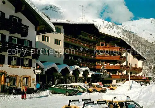 AK / Ansichtskarte Elbigenalp Sporthotel Alpenrose Elbigenalp