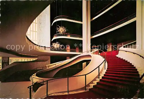 AK / Ansichtskarte Manhattan_Isle_of_New_York Grand Staircase of the Metropolitan Opera House at Lincoln Center 
