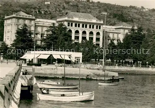 AK / Ansichtskarte Portoroz_Portorose_Piran_Istrien_Slovenia Hotel Palas Hafen Uferstrasse 