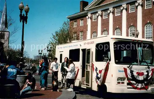 AK / Ansichtskarte Boston_Massachusetts The new Blood Pressure Screening Van at Harvard Square 