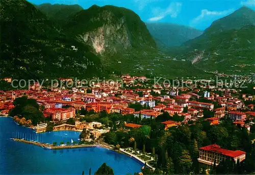 AK / Ansichtskarte Riva_del_Garda Hafen Gardasee Riva_del_Garda
