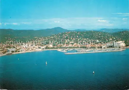 AK / Ansichtskarte Sainte Maxime sur Mer_83 Fliegeraufnahme Vue generale 