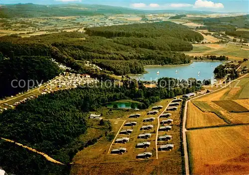 AK / Ansichtskarte Gedern_See Fliegeraufnahme mit Campingplatz und Familienferiendorf Gedern_See