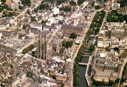 AK / Ansichtskarte Quimper La cathedrale et l Odet vue aerienne Quimper