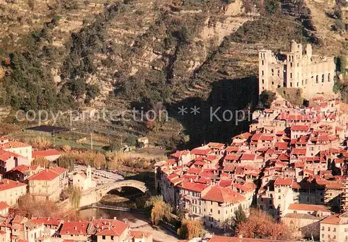 AK / Ansichtskarte Dolceacqua Valle Nervia Panorama dominato dal castello dei Doria veduta aerea Dolceacqua