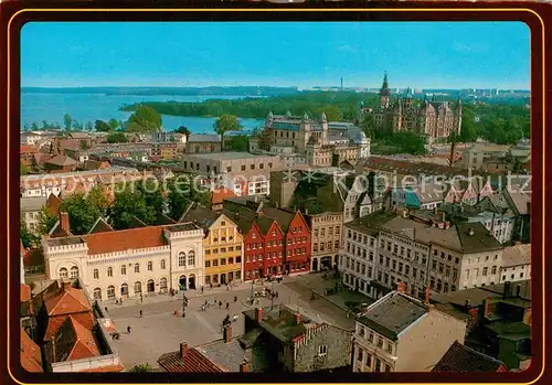 AK / Ansichtskarte Schwerin__Mecklenburg Blick ueber den Markt Schloss Schweriner See 