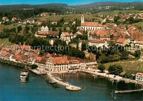 AK / Ansichtskarte Meersburg_Bodensee Hafen Stadtzentrum mit Kirche Meersburg Bodensee