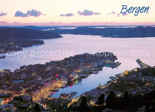 AK / Ansichtskarte Bergen_Norwegen Stadtpanorama Abendstimmung Bergen Norwegen