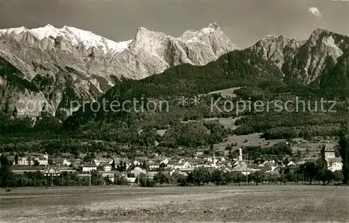 AK / Ansichtskarte Maienfeld_GR Gesamtansicht mit Falknis Raetikon 