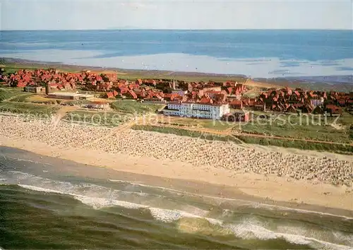 AK / Ansichtskarte Juist_Nordseebad Strand Kurhaus Hotel Inseldorf Juist_Nordseebad