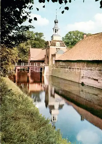 AK / Ansichtskarte Luetetsburg Schloss Vorburg Kanal Luetetsburg