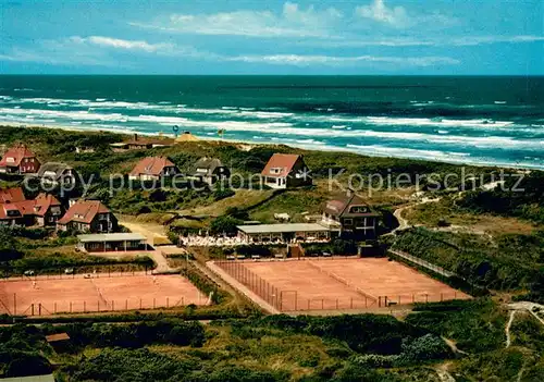 AK / Ansichtskarte Insel_Juist Fliegeraufnahme mit Tennisplatz Insel_Juist