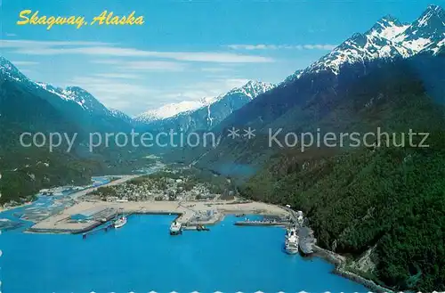 AK / Ansichtskarte Skagway_Alaska Aerial view Alaska State Ferries and the Whitehorse and Yukon Route 