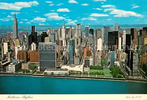 AK / Ansichtskarte New_York_City Midtown Skyline Air view New_York_City