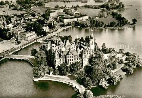 AK / Ansichtskarte Schwerin__Mecklenburg Schloss 