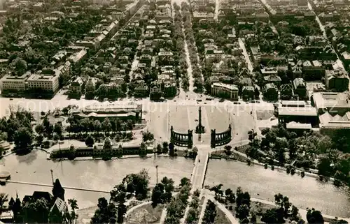 AK / Ansichtskarte Budapest Platz Fliegeraufnahme Budapest