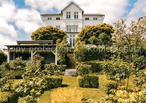 AK / Ansichtskarte Sassnitz_Ostseebad_Ruegen Villa Martha Aussenansicht u. Aussicht Werbekarte Sassnitz_Ostseebad_Ruegen