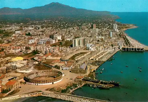 AK / Ansichtskarte Barcelona_Cataluna Fliegeraufnahme Plaza Toros Puerto Playa Barcelona Cataluna